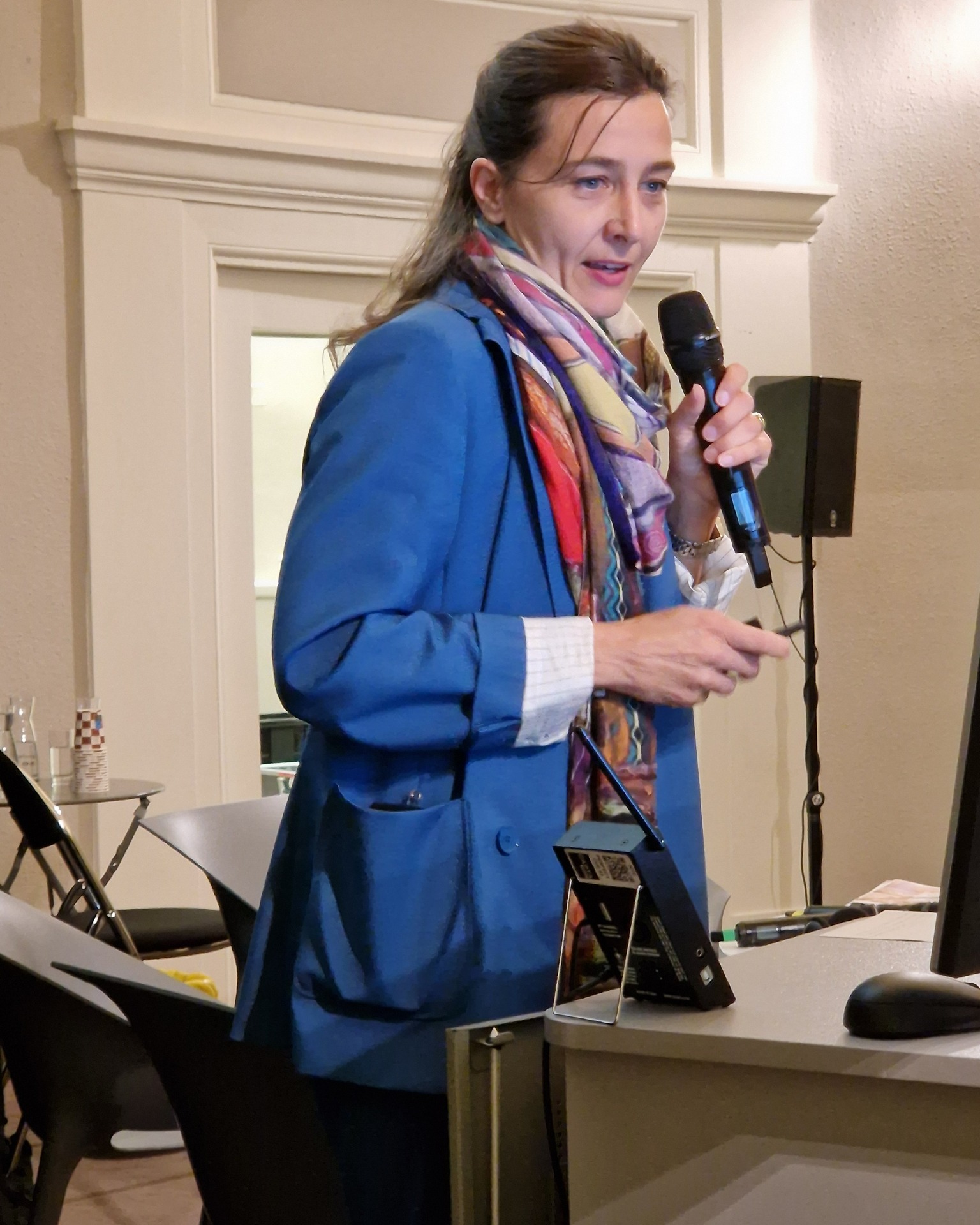 icom6.jpg